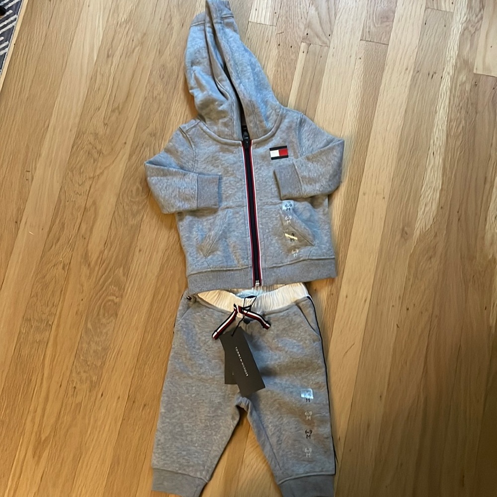 Tommy Hilfiger toddler boys sweatsuit
